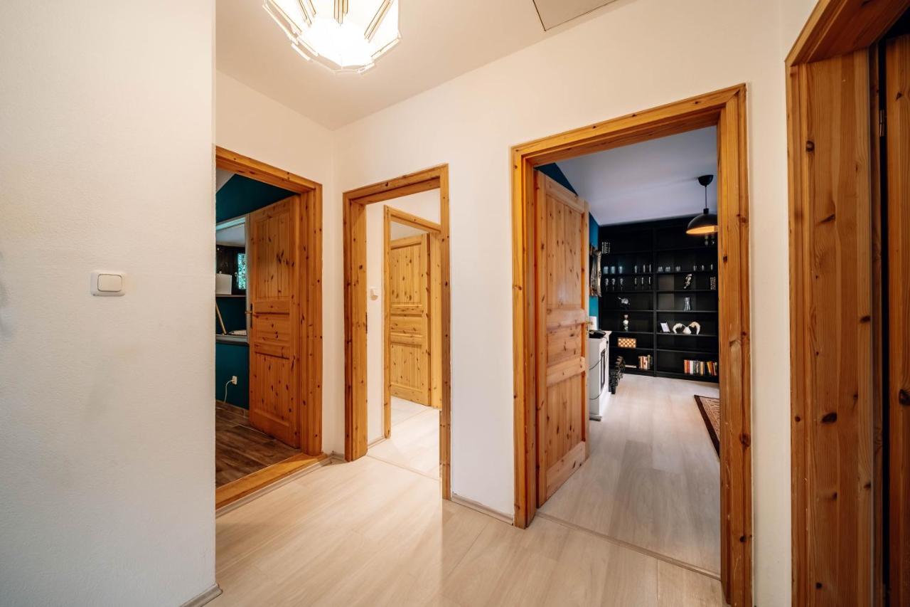 Bismarck Apt Mit Schoenem Balkon Bad Ems Buitenkant foto