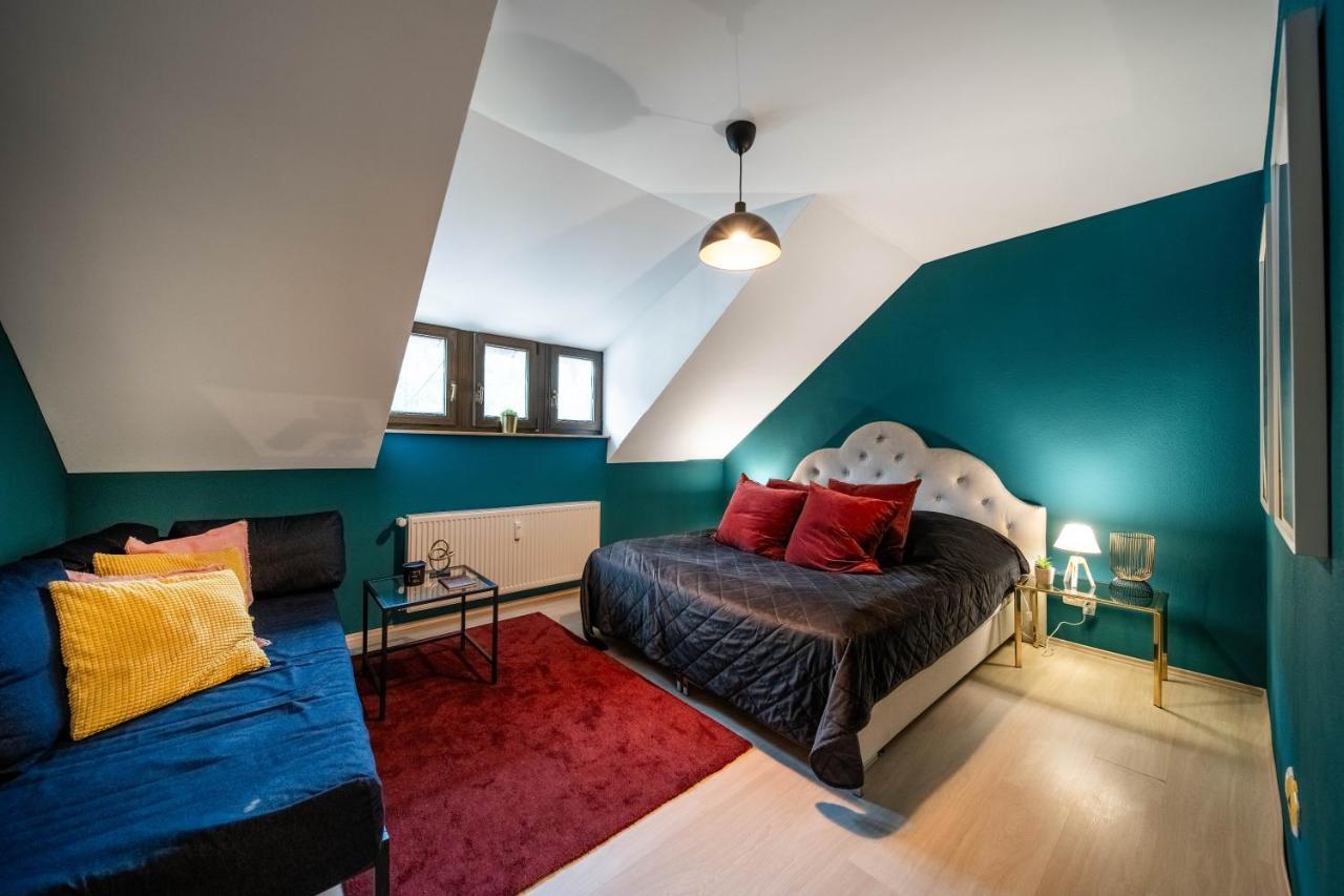 Bismarck Apt Mit Schoenem Balkon Bad Ems Buitenkant foto